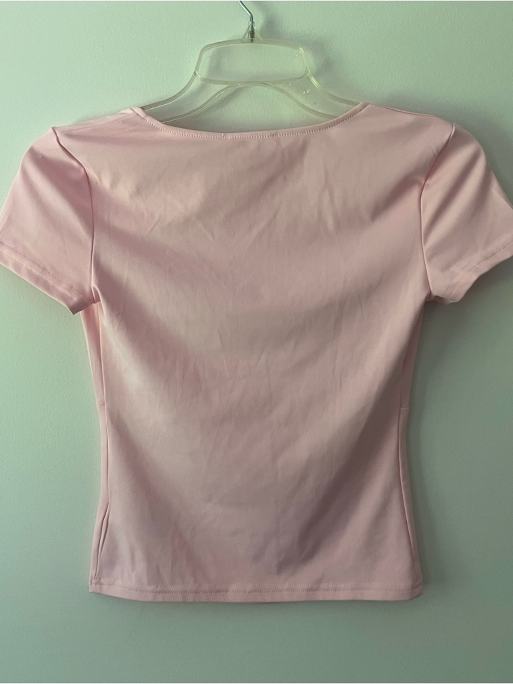 Edikted Katie V-Neck Top Small Light Pink Baby Tee Plunge NEW - Picture 6 of 7